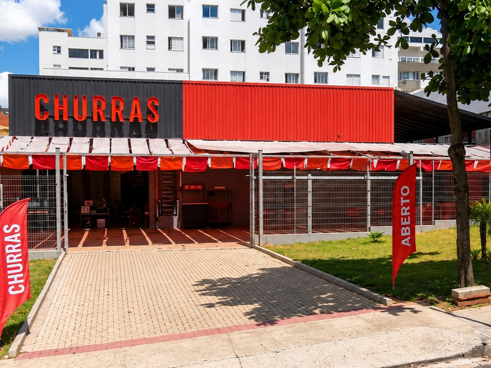 Fachada Av. Miguel Perrela